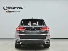 2022 BMW X5 40Li Premium M Sport Package — фото 4