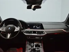 2022 BMW X5 40Li Premium M Sport Package — фото 8