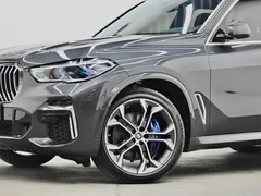 2022 BMW X5 40Li Premium M Sport Package — фото 26