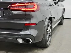 2022 BMW X5 40Li Premium M Sport Package — фото 34