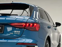 2022 Audi A3 Sportback 35 TFSI, синий — фото 8
