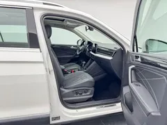 2022 Volkswagen Tiguan L 330TSI AT 2WD, белый — фото 25