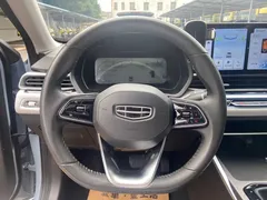 2023 Geely Emgrand 4th Gen Champion 1.5L CVT Flagship, синий — фото 17