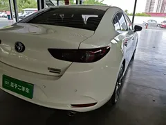 2023 Mazda 3 2.0L AT, белый — фото 8