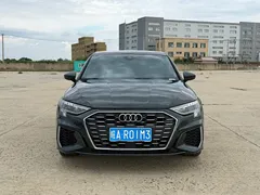 2022 Audi A3L Limousine 35 TFSI Luxury Sport, зелёный — фото 2