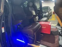 2023 Toyota Granvia 2.5L Hybrid Flagship VIP, чёрный — фото 6