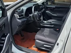 2022 Toyota Highlander Hybrid 2.5L 4WD Elite 7, белый — фото 8