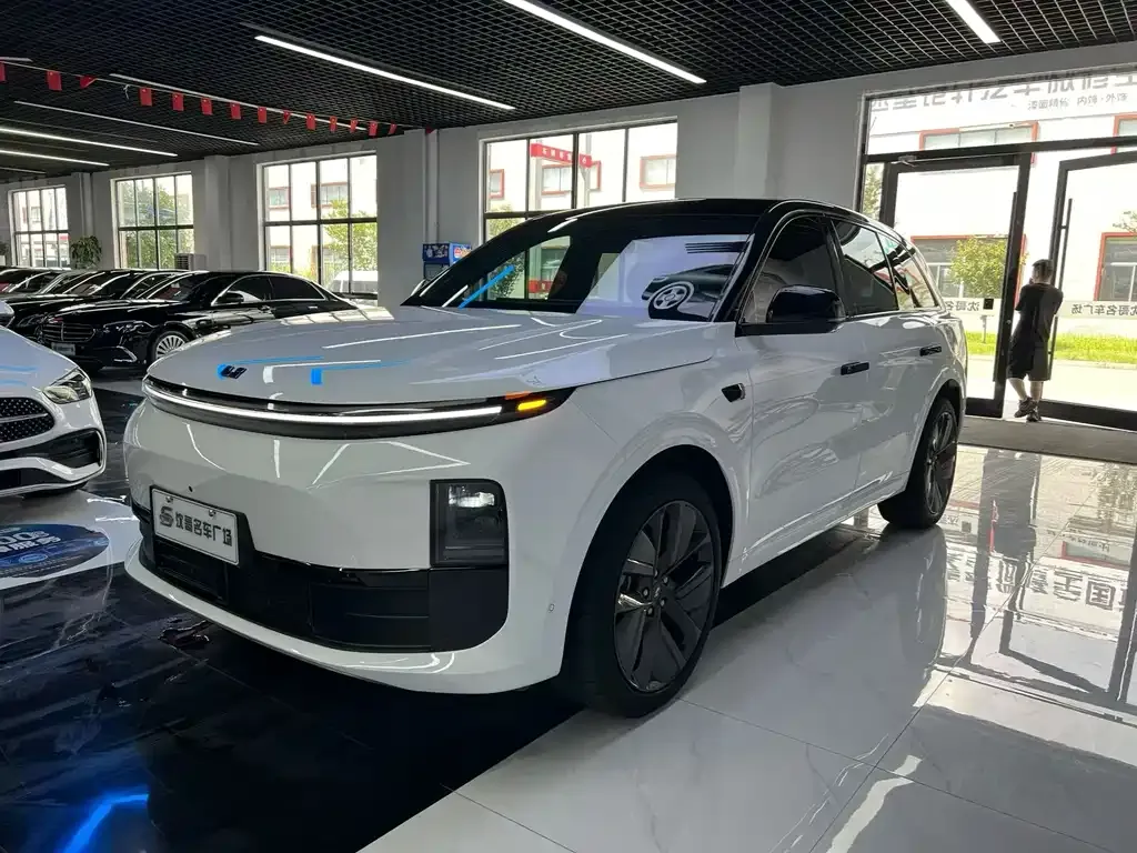 2024 Li Auto L6