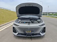 2022 Changan UNI-V 1.5T — фото 14