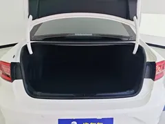2021 Volkswagen Lamando 230TSI DSG Fashion, белый — фото 4