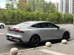 2022 Changan UNI-V 2.0T — фото 4