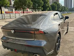 2022 Changan UNI-V 1.5T — фото 7