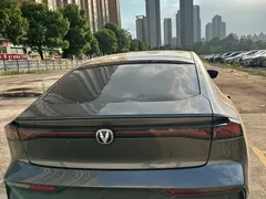 2022 Changan UNI-V 1.5T — фото 8