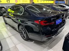 2022 BMW 5 Series 5 525Li M, чёрный — фото 8