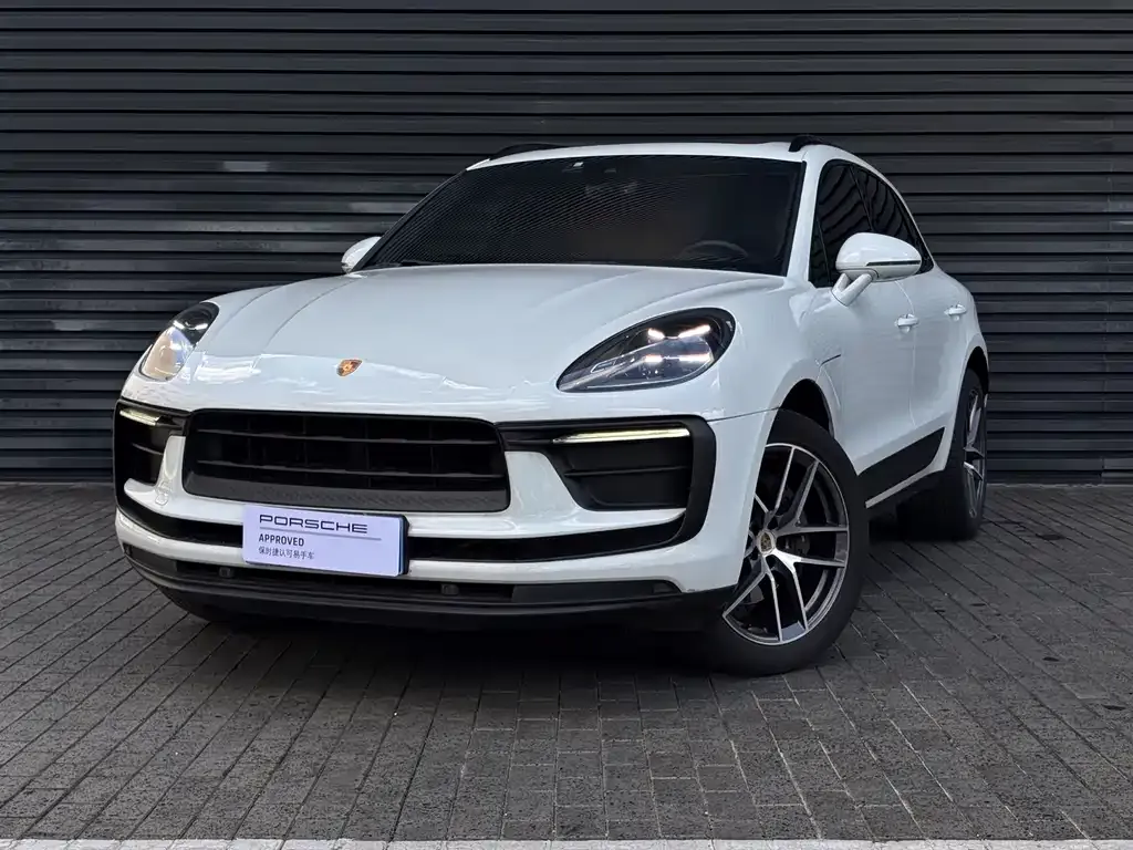 2022 Porsche Macan 2.0T