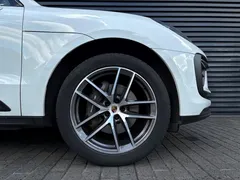 2022 Porsche Macan 2.0T, белый — фото 3