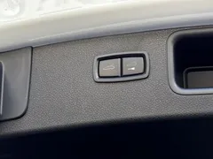 2022 Porsche Macan 2.0T, белый — фото 19