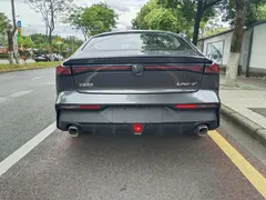 2022 Changan UNI-V 1.5T — фото 6