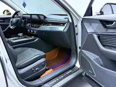 2023 Hongqi HS5 2.0T Pro — фото 6