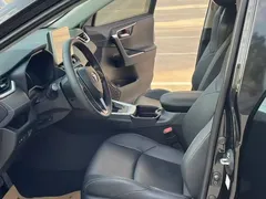 2022 Toyota Wildlander Hybrid 2.5L E-CVT 2WD Luxury, чёрный — фото 4