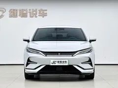 2025 BYD L EV 550km — фото 2