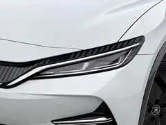2025 BYD L EV 550km — фото 7