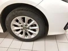 2021 Toyota Corolla Hybrid 1.8L E-CVT Elite, белый — фото 6