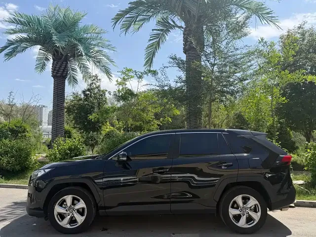 2021 Toyota RAV4 2.0L CVT 4WD PLUS