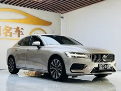 2023 Volvo S60 B4 Luxury — фото 3