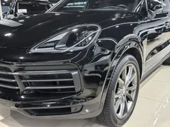 2023 Porsche Cayenne 3.0T Platinum, чёрный — фото 3
