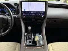 2024 Toyota Alphard Hybrid 2.5L Premium, белый — фото 13