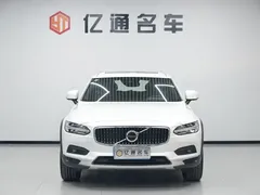 2021 Volvo V90 Cross Country B5 AWD, белый — фото 2