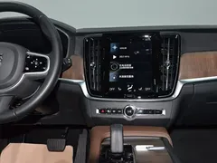 2021 Volvo V90 Cross Country B5 AWD, белый — фото 14