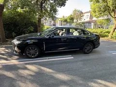 2026 Hongqi H5 1.5T DCT Pro, чёрный — фото 6