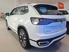 2023 Volkswagen Tayron 380TSI 4WD R-Line, белый — фото 3