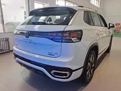 2023 Volkswagen Tayron 380TSI 4WD R-Line, белый — фото 5