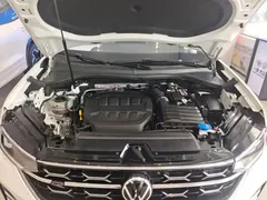 2023 Volkswagen Tayron 380TSI 4WD R-Line, белый — фото 6