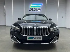 2021 BMW 7 Series 730Li Luxury Package, чёрный — фото 2