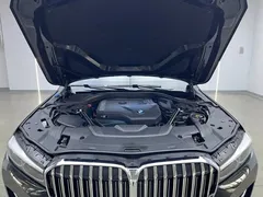 2021 BMW 7 Series 730Li Luxury Package, чёрный — фото 30