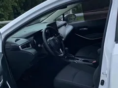 2022 Toyota Corolla Hybrid 1.8L E-CVT Pioneer, белый — фото 6