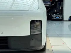 2025 Li Auto MEGA Home, белый — фото 14