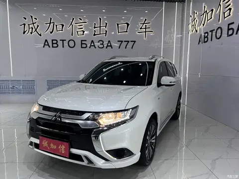 2021 Mitsubishi Outlander 2.0L 2WD 5