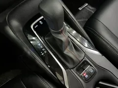 2021 Toyota Corolla 1.2T S-CVT Elite, белый — фото 12