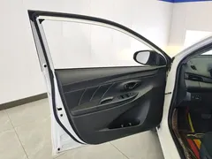 2021 Toyota Vios 1.5L CVT, белый — фото 7