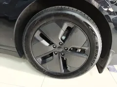 2025 Li Auto i6 2WD Standard, чёрный — фото 13