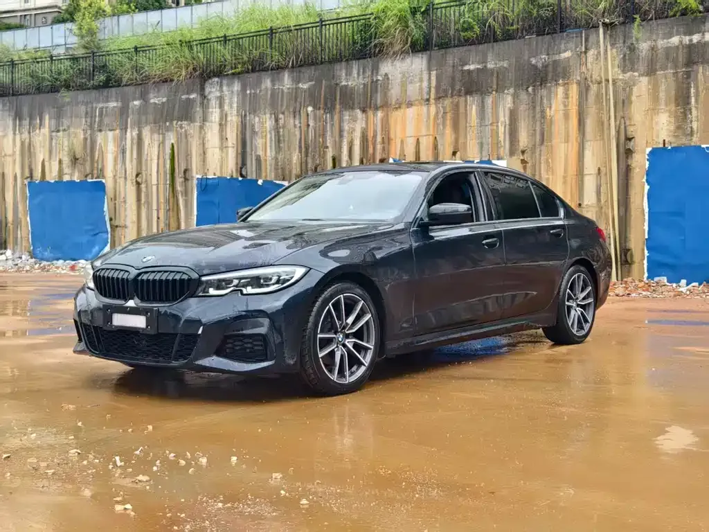 2022 BMW 3 Series 325i M Sport Package