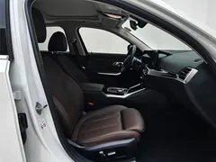 2023 BMW 3 Series 320i M Sport Package, белый — фото 21