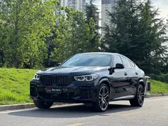 2022 BMW X6 M, чёрный — фото 1