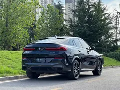 2022 BMW X6 M, чёрный — фото 21