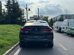 2022 BMW X6 M, чёрный — фото 22